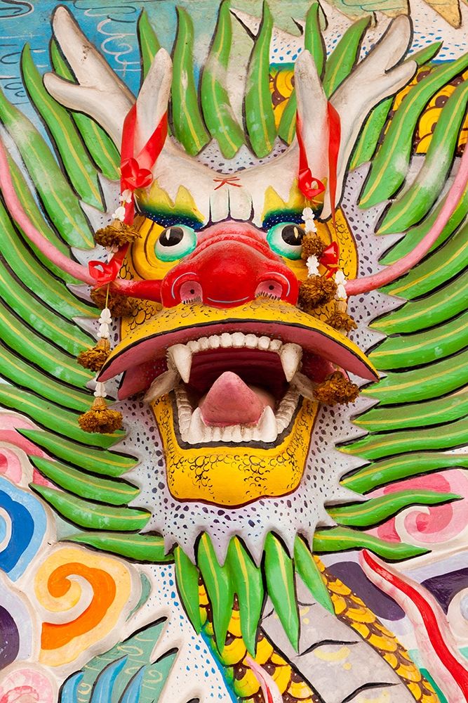 Thailand-Chonburi Province-Khao Sam Muk Shrine Dragon head sculpture